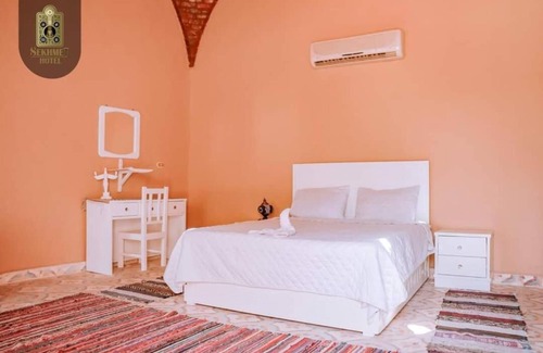 Luxor Hotel | Sekhmet Retreat Centre