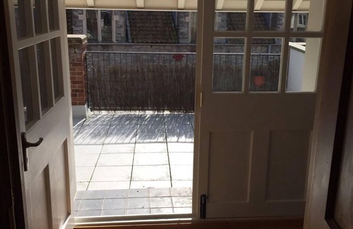Glastonbury Apartamento | Apartamento-Clásico-Baño Privado-Vista a la Calle