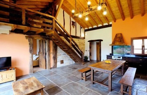 Zugarramurdi Casa | Casa rural en el campo con vistas magníficas a la montaña