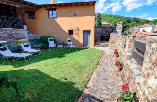 Brugos de Fenar Cabaña | Casa rural I (alquiler íntegro) El Henar del Rey para 4 personas