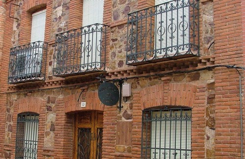 Navalpino Cabaña | Casa rural (alquiler íntegro) La Cerquilla del Médico para 10 personas