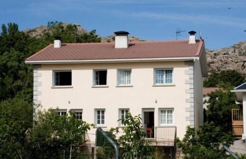 Valdemanco Cabaña | Casa rural (alquiler íntegro) Los Madroños para 8 personas