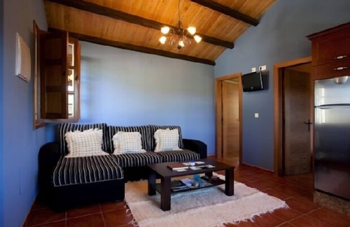 Serantes Cabaña | Casa rural (alquiler íntegro) Pumarega para 2 personas