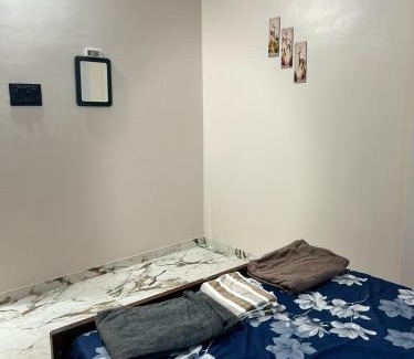 Nagpur Apartamento | Self Check In 1BHK Home fully Equipped Kitchen