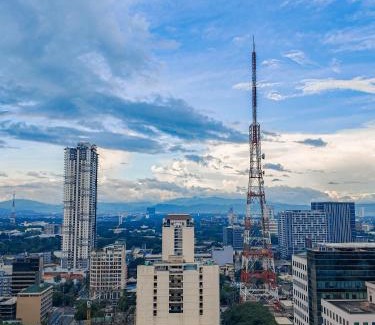 South Triangle Apartamento | SELF CHECK IN studio in QC Manila PH