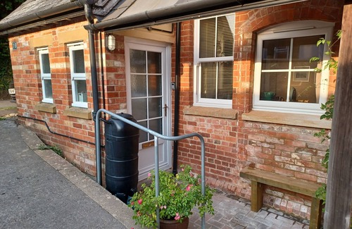 Crewkerne Apartamento | Self-contained 1 double bedroom annex in Crewkerne