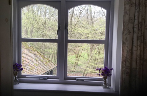 Warnham Apartamento | Lodge rural bien equipado, a solo una hora de Londres, en hermosos jardines.