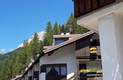 Campitello di Fassa Apartamento | Apartamento Dolomitas CAMPITELLO DI FASSA-SellaRonda Fassatal, VAL DI FASS