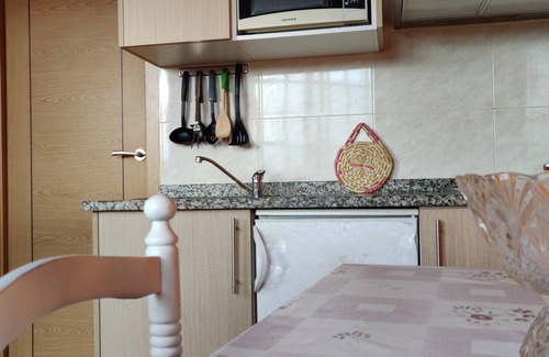 Camariñas Casa | Casita adosada a un paso de Camariñas, en el centro de la Costa da Morte