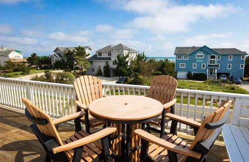 Whalehead Beach Casa | Semi-Oceanfront with Heated Pool Cabana Ocean Views