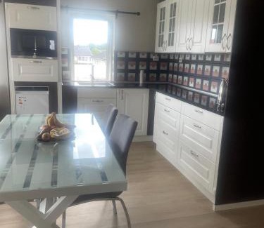 Eidsvoll Apartamento | Senator appartment with 3 bedrooms near Oslo Airport