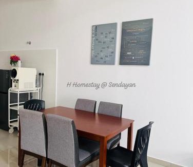 Bandar Sri Sendayan Casa | SENDAYAN H HomestayMuslimsahaja
