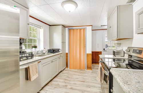 Seneca Casa | Seneca Vacation Rental w/ Grill Near Lake Hartwell