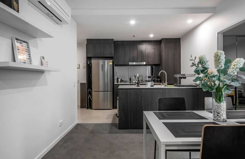 Belconnen Apartamento | Sensational City and Lake View Delight Belconnen