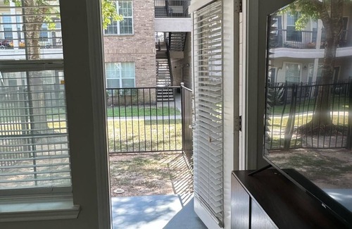 Alden Bridge Apartamento | Serene 1BR Magnolia Retreat Relax & Explore