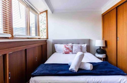 Toukley Casa | Serene 5 BDRM Villa with Pool