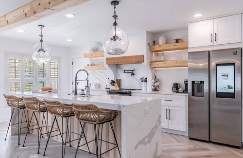 Carrollwood Casa | Serene and private "Paradise Palms" with Pool near Lake Carroll Park