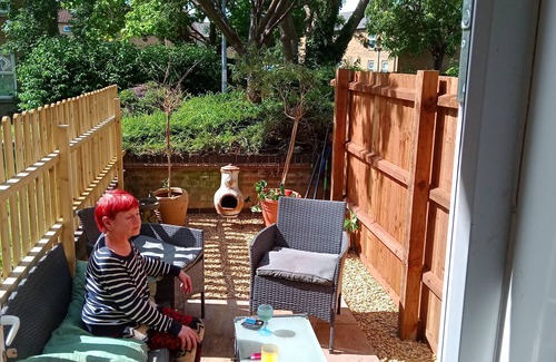 Cherry Hinton Apartamento | Serene Calm flat in a beautiful part of Cambridge UK. 1 dble Room 1 other guest.