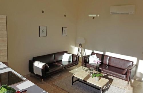 Villeseque-des-Corbieres Apartamento | Serene Family Escape