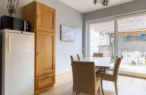 Ieper Casa | Serene Getaway in Ieper with Views
