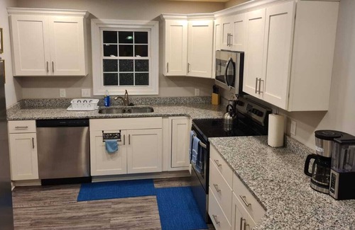 Allen Casa | Serene home in natural location and mins from MD beach!