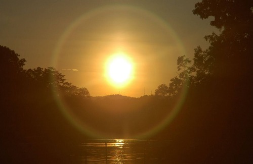 Cumming Casa | Serene Lakefront Bamboo Bungalow