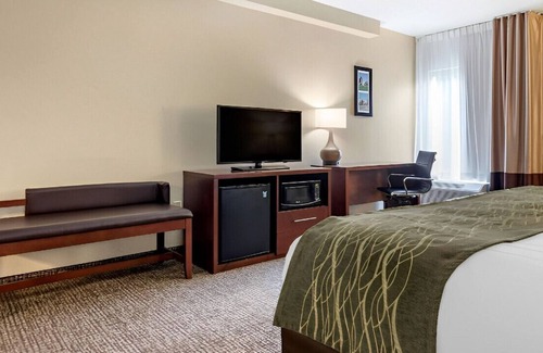 Meridian Casa | Serene Luxury Escape near Jimmy Rodgers Museum