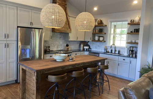 Titus Casa | Serene Luxury on a Quiet Cove