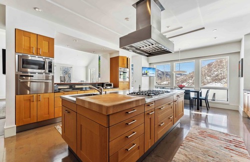 Vail Casa | Serene Private Home Near Vail Village | Hot Tub, Heated Patios, Modern Design