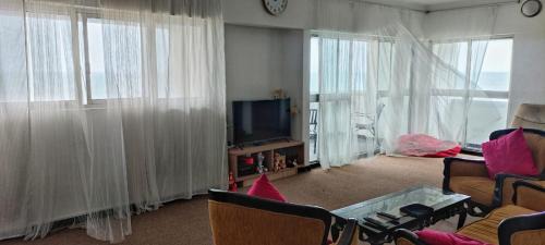 Milagiriya Apartamento | Serene Sea View By Chana