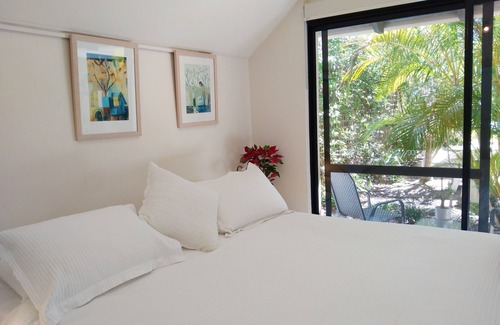 North Fremantle Apartamento | Serene Studio Guesthouse next to Swan River & walking distance to Leighton Beach