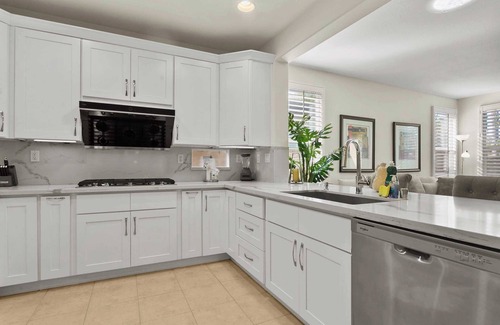 Lower Peters Canyon Casa | Serene Trailside Retreat Amidst Nature's Beauty on Riveroaks #41333