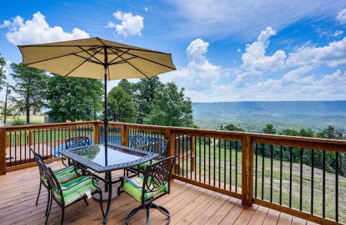 Trenton Casa | Serene Trenton Home with Pool and Mountain Views!