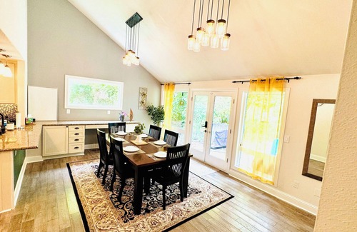 Cottage Lake Casa | Serene Wooded Retreat in Woodinville