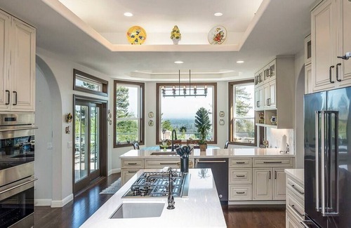 Larkfield-Wikiup Villa | Serenissima Terrace--Hilltop Luxury Home with Serene Gardens and Panoramic Views