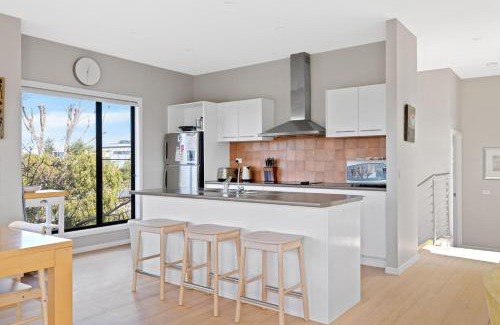 Smiths Beach Casa | Serenity at Smiths Beach