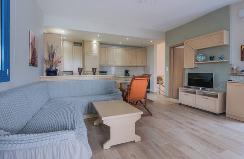 Mola Kalyva Casa | Serenity Beach Front Maisonette, Mola Kaliva