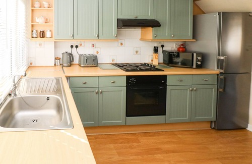 Stackpole Casa | SERENITY BY THE SEA, family friendly in Lamphey