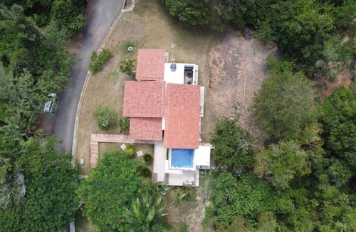 San Jose de las Matas Casa | Serenity in a 3-bdr Villa in SAJOMA w/ Pool, WiFi, AC, Jacuzzi etc