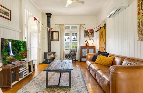 Bangalow Casa | Serenity - Family & Pet Friendly. Bangalow Retreat.