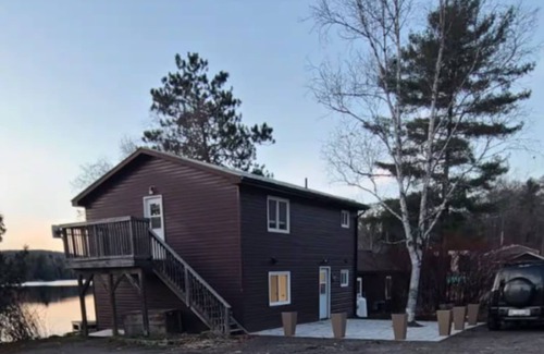 Minden Casa | Serenity on 12 mile Lake in beautiful cottage country.