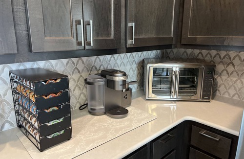 Decker Prairie Apartamento | Serenity Pines, one bedroom, one bathroom apartment with full kitchen and garage