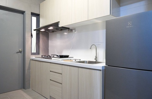 Seri Kembangan Apartamento | Apartamento de servicio (2 dormitorios + 2 baños) con centro comercial