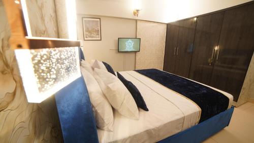 Karachi Apartamento | Service Apartment by World Inn