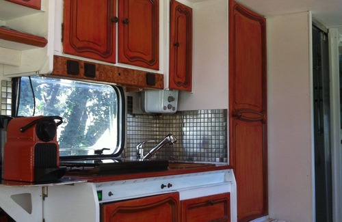 Arpaillargues-et-Aureillac Casa | Seul Dans la Nature Sans Voisin, Caravane Tout Confort