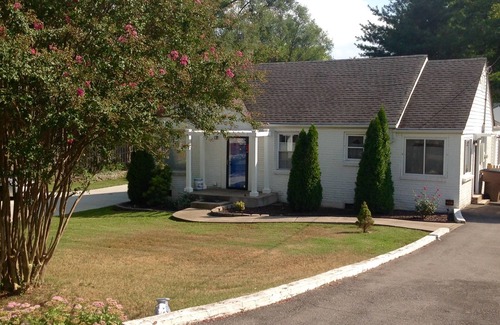 Glencliff Cabaña | Seven C’s Cottage en Music City Estados Unidos