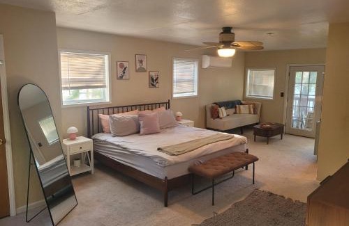 National City Casa | Seven Oaks At Bass Lake - Lakefront Getaway!