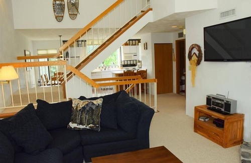 Seven Springs Condominio | Seven Springs 2 BR Deluxe Condo, Mountain Views! by RedAwning - Save 10% on 3 Nights, 15% on 5 Nights!
