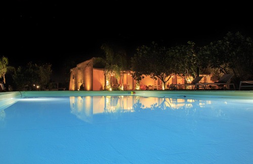 Campi Salentina Villa | Masseria Mattiani siglo XVII en Salento (Puglia - Italia)