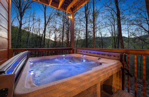 Gatlinburg - Pigeon Forge Villa | Sevierville 127 - Siete Habitaciones Villa, Capacidad 14